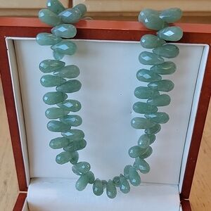 Elegant Green Beaded Necklace